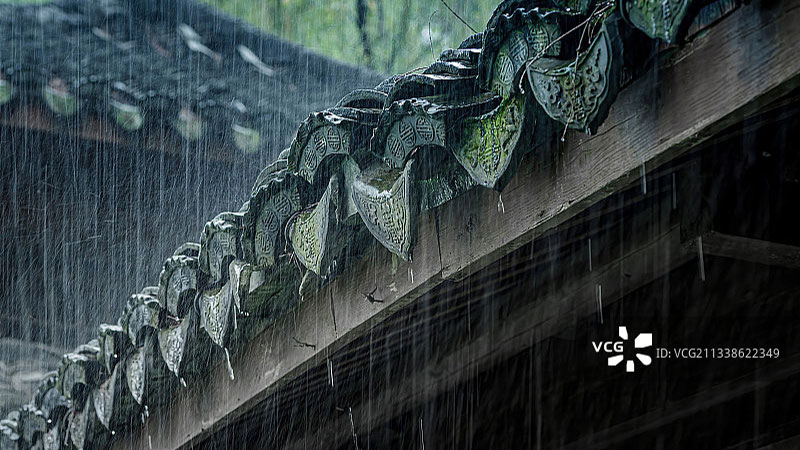 選天格中國(guó)高端實(shí)木地板，梅雨季讓家輕松告別“霉變”