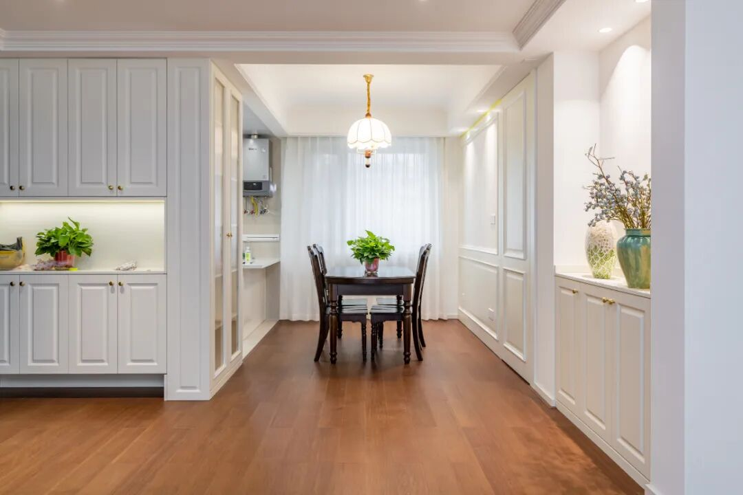 為什么說深色地板是家的高級濾鏡？天格用實力證明什么叫沉穩(wěn)不沉悶